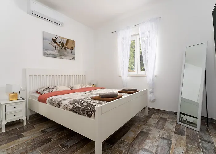 Villa Beautiful New With Pool, Near - By Traveler Tourist Agency Krk - Id 2400 *