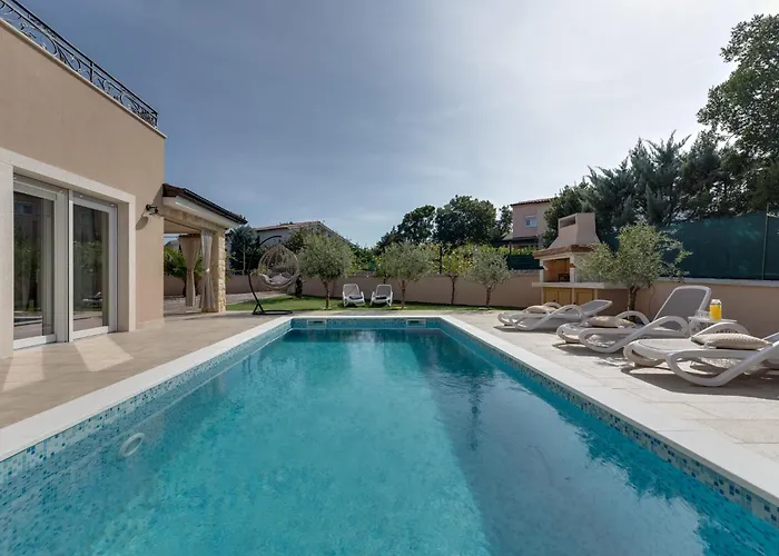 Villa Beautiful New With Pool, Near - By Traveler Tourist Agency Krk - Id 2400 Pinezići
