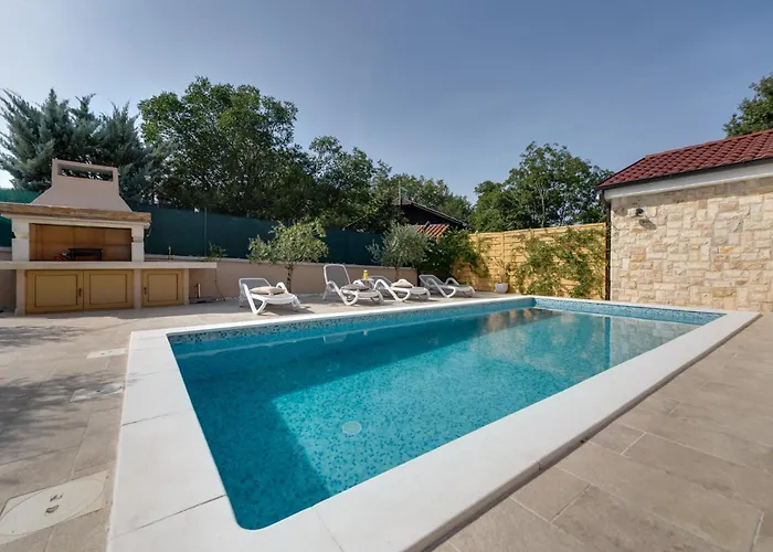 Beautiful New With Pool, Near - By Traveler Tourist Agency Krk - Id 2400 *