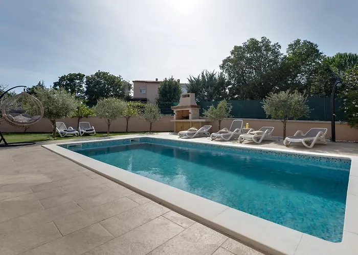 Beautiful New With Pool, Near - By Traveler Tourist Agency Krk - Id 2400 Pinezići