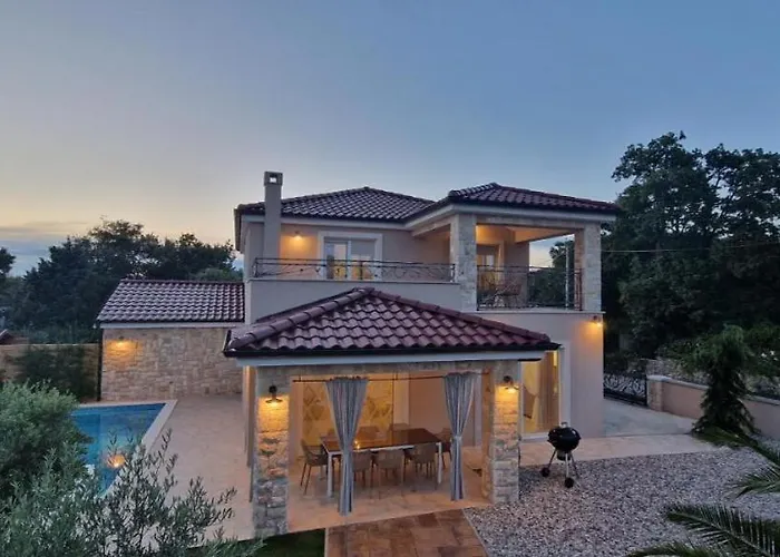Villa Beautiful New With Pool, Near - By Traveler Tourist Agency Krk - Id 2400 Pinezići