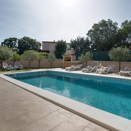 Beautiful New With Pool, Near - By Traveler Tourist Agency Krk - Id 2400 Pinezići