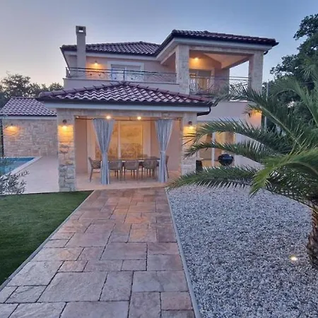 Vila Beautiful New With Pool, Near - By Traveler Tourist Agency Krk - Id 2400 *