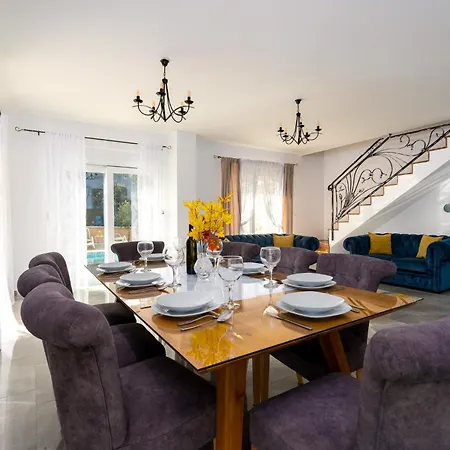 Villa Beautiful New With Pool, Near - By Traveler Tourist Agency Krk - Id 2400 Pinezići