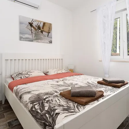 Beautiful New With Pool, Near - By Traveler Tourist Agency Krk - Id 2400 * Pinezići
